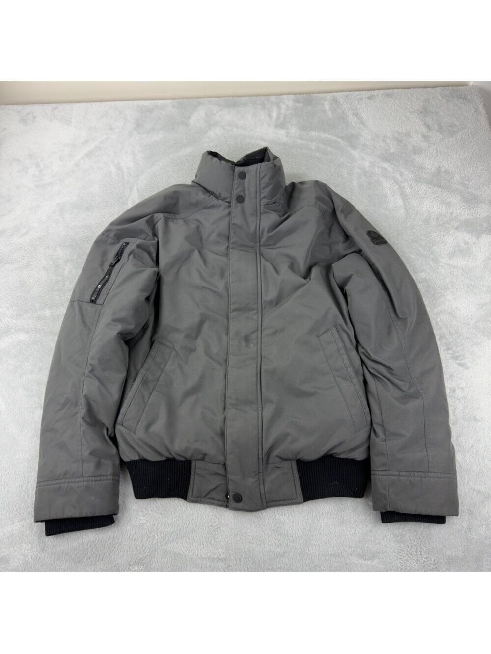 Roots Grey Puffer Jacket Men's Size Small 550 Duck Down Fill Power Winter Parka